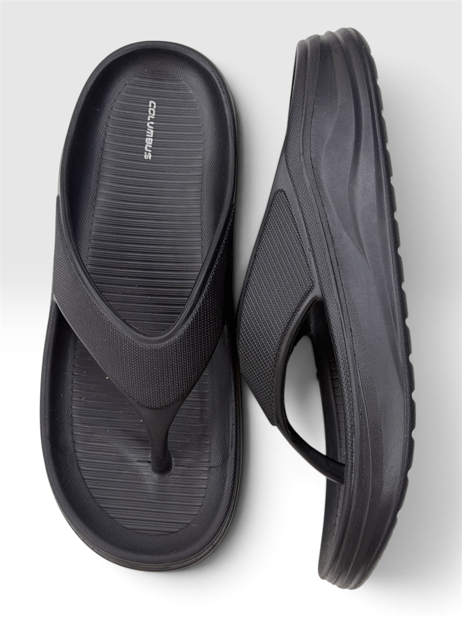 MASSAGER BLACK SLIPPERS