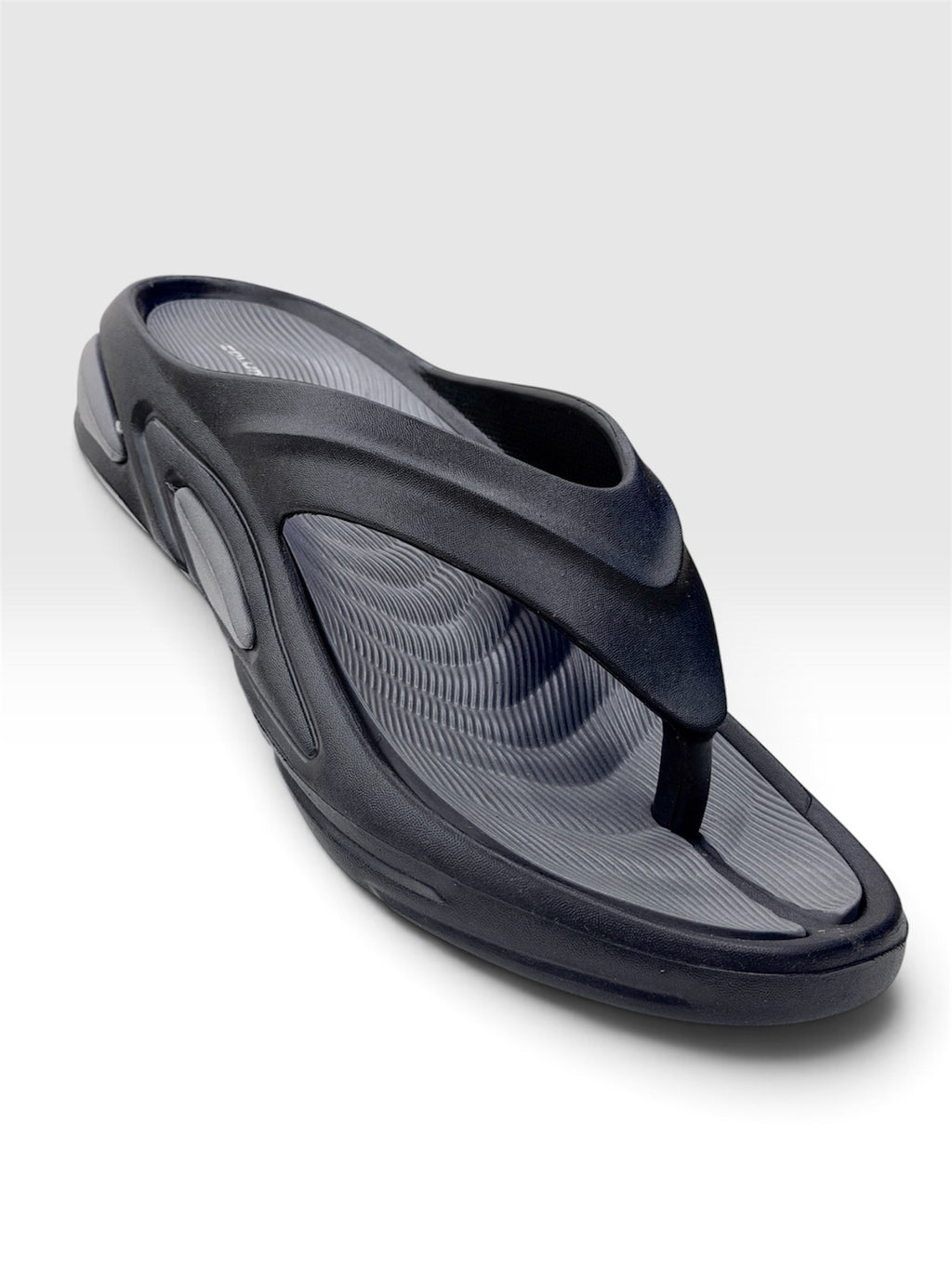 MASSAGER BLACK / D.GREY SLIPPERS