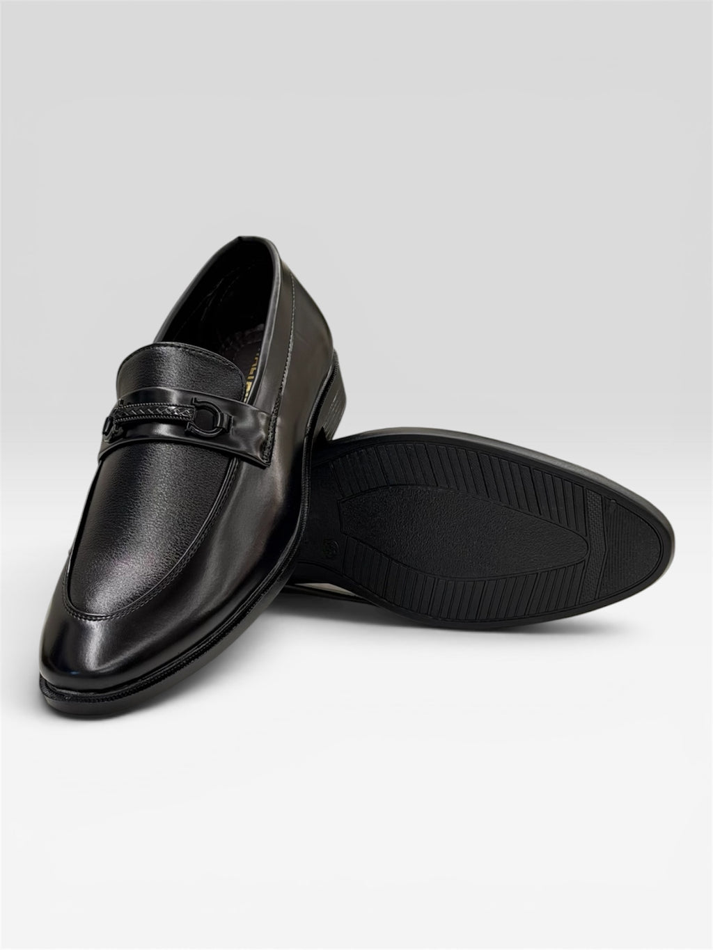 WALTAIR BLACK LOAFERS FOR MENS